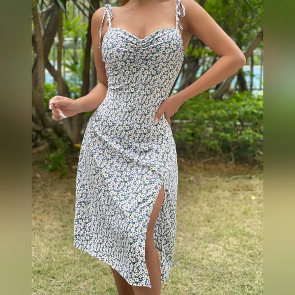 NEW Boho Floral Ruched Midi Summer Dress Cornflower Blue Yellow White Daisy - Picture 3 of 8